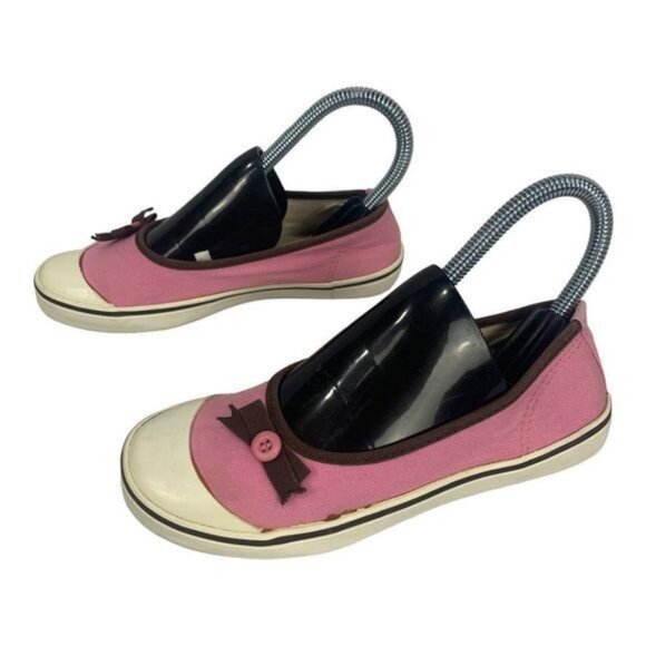 Old Navy Girls Pink Canvas Slip-On Shoes With Bow & Button Accent Size 2 - Picture 3 of 9